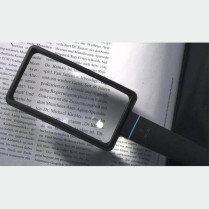 Loupe de poche éclairante rectangulaire eschenbach
