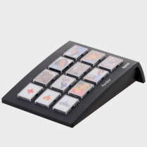 Clavier téléphonique avec touches mémoires