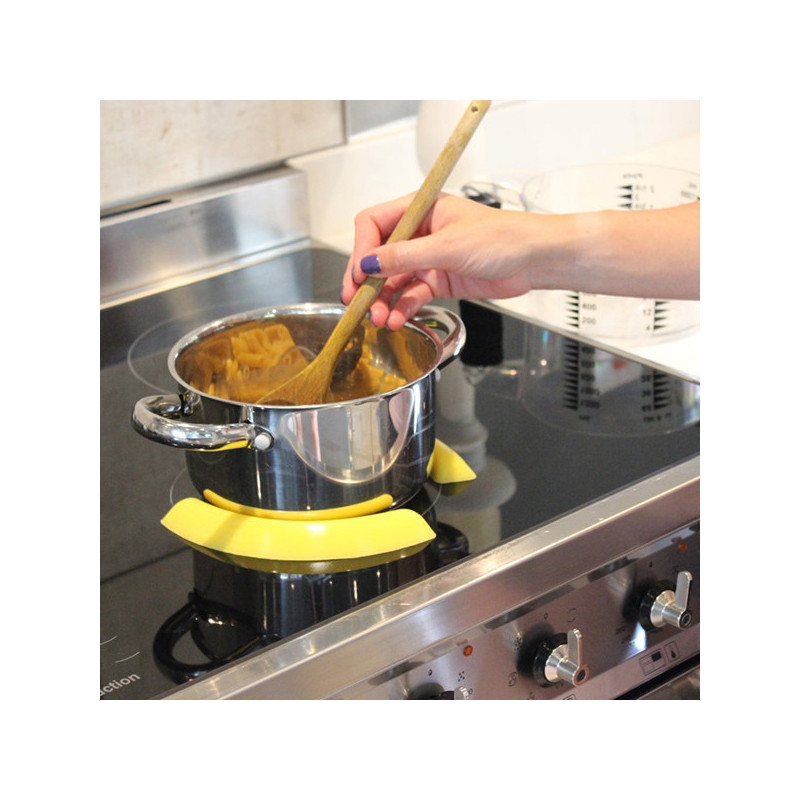 Découvrez le guide à casserole pour plaque à induction pratique et réutilisable