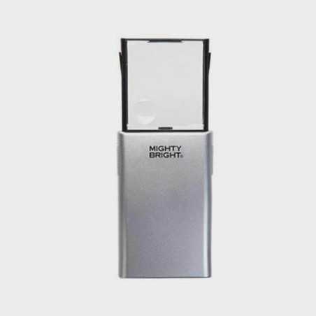 Loupe éclairante de poche éclairante 